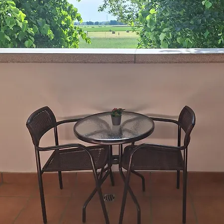 Bed & Breakfast Torrechiara Couette-café Torrechiara