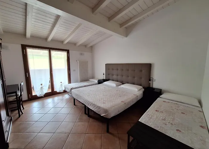 Bed & Breakfast Torrechiara Couette-café 3*