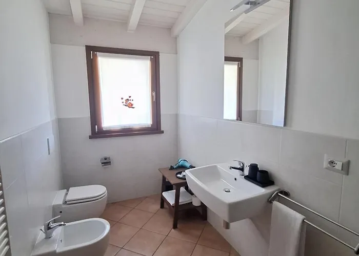 לינה וארוחת בוקר Bed & Breakfast Torrechiara 3*